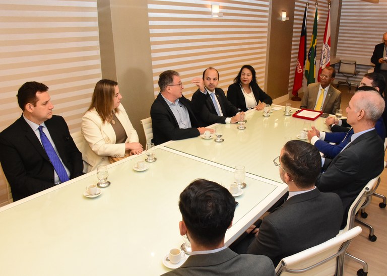 Pres_Joao_B_assina_Termo_Cooperacao_p_cessao_imovel_p_Defensoria_Publica_CG_Madalena_04_07_2024_61.jpg