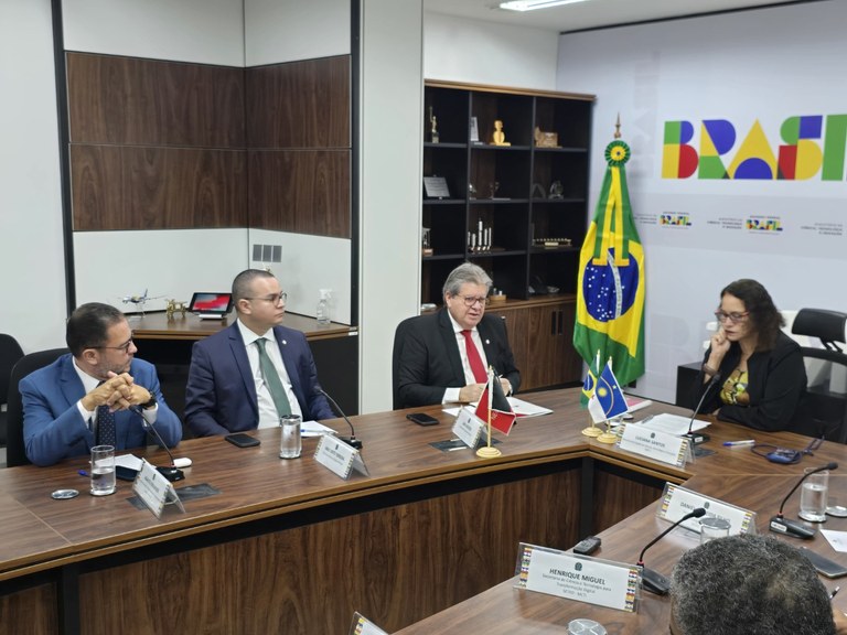 Reunião Brasilia 2.jpeg