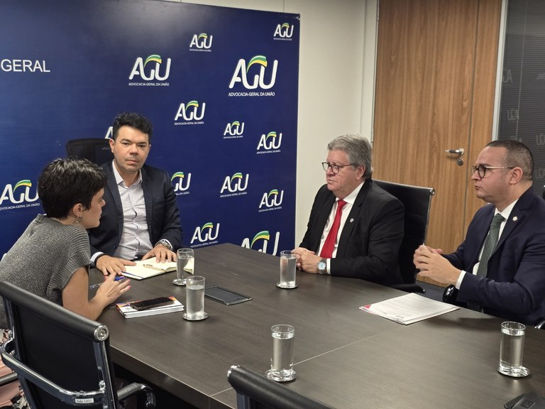 Reunião Brasilia 4.jpeg