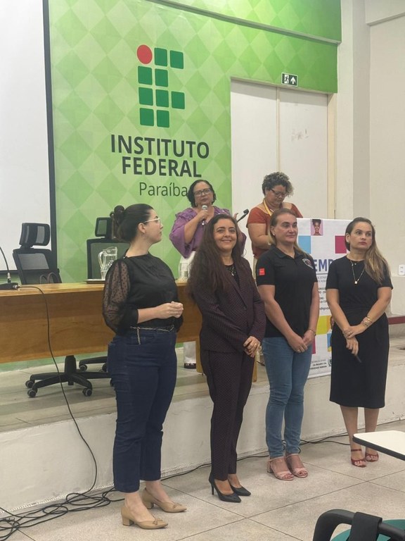 Mulheres conf eleitas.jpg