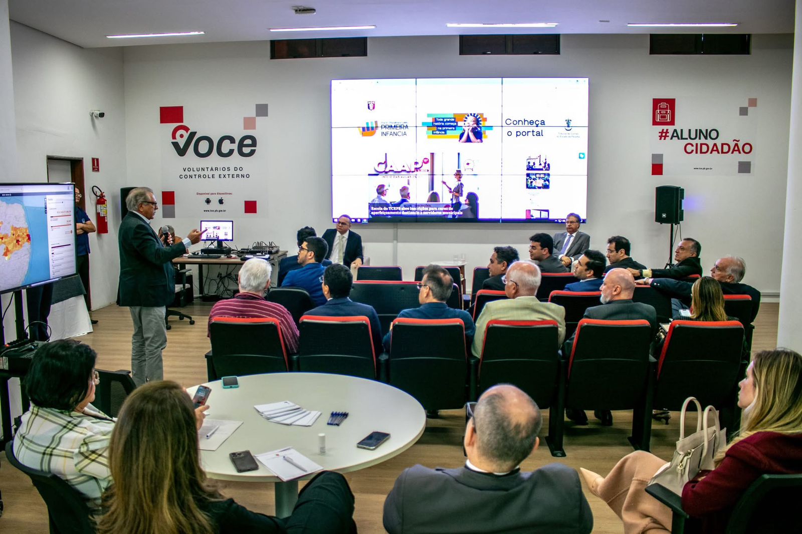 Reuniao TCE- 2.jpg