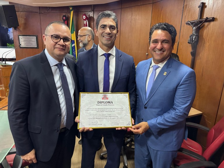Titulo Cidado Victor Vegi.jpeg